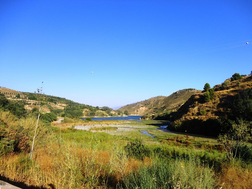 Hostal Y Apartamento Rural Los Naranjos Melegis 部屋 写真