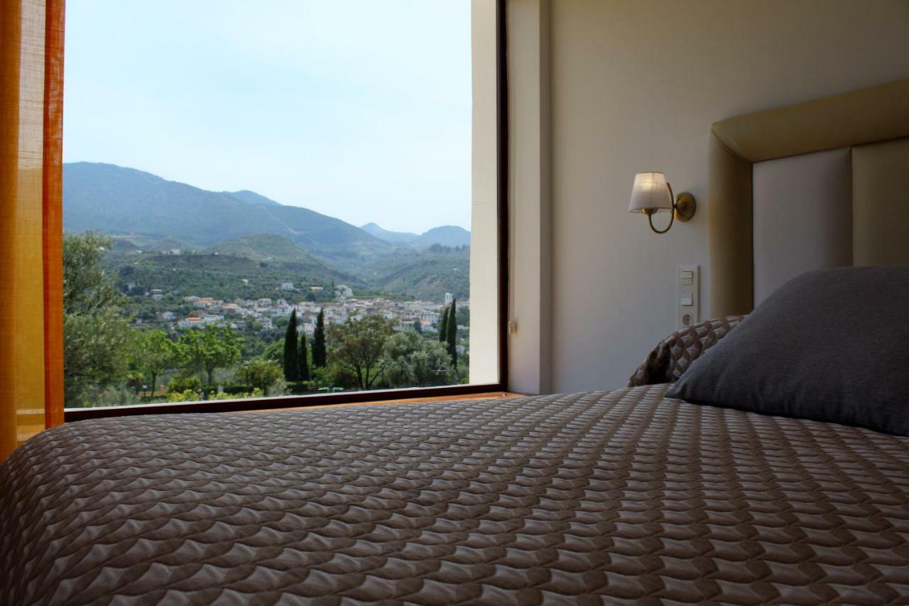 Hostal Y Apartamento Rural Los Naranjos Melegis エクステリア 写真